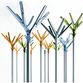 coat stands, many colors