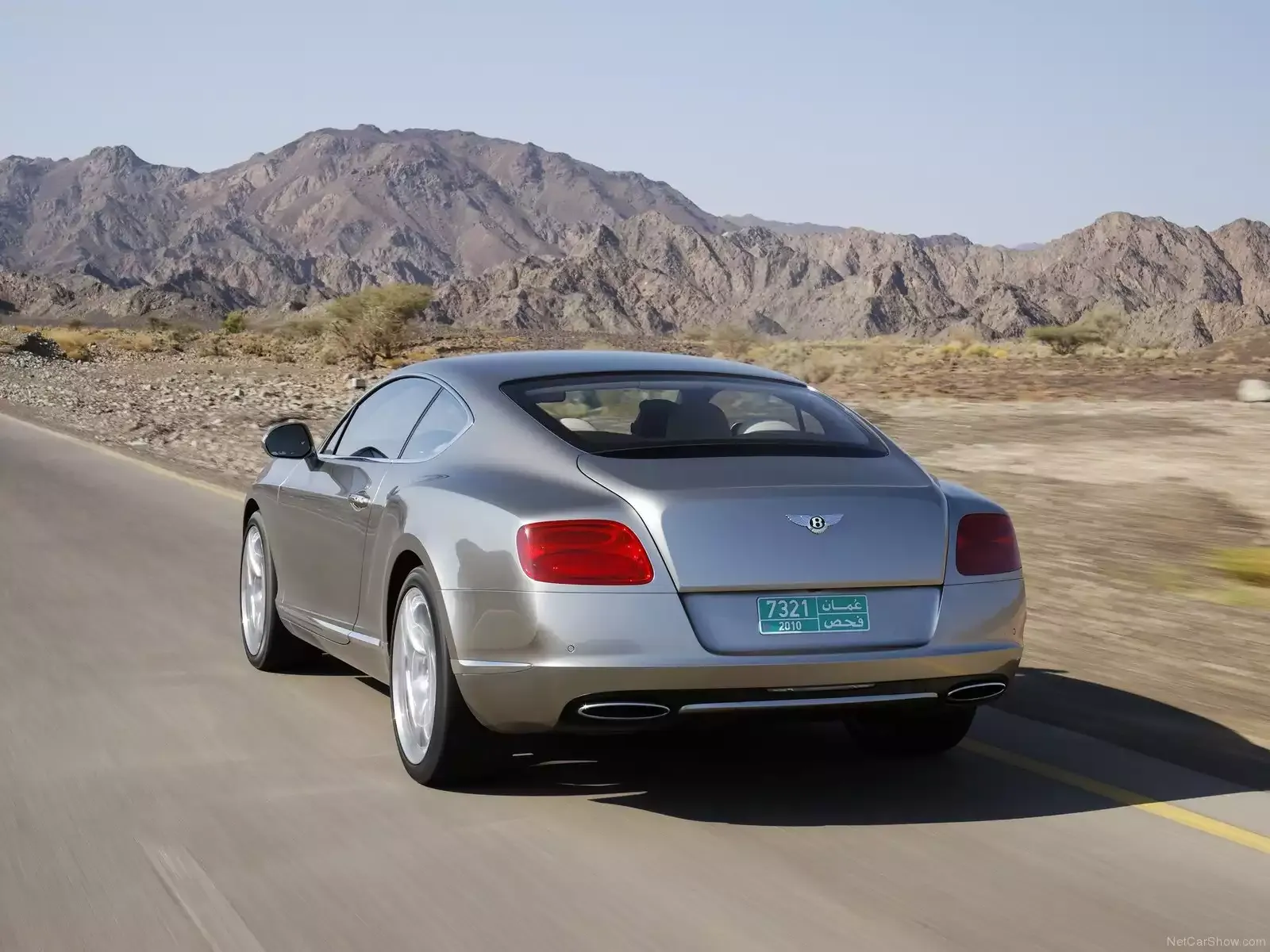 Hình ảnh xe ô tô Bentley Continental GT 2012 & nội ngoại thất