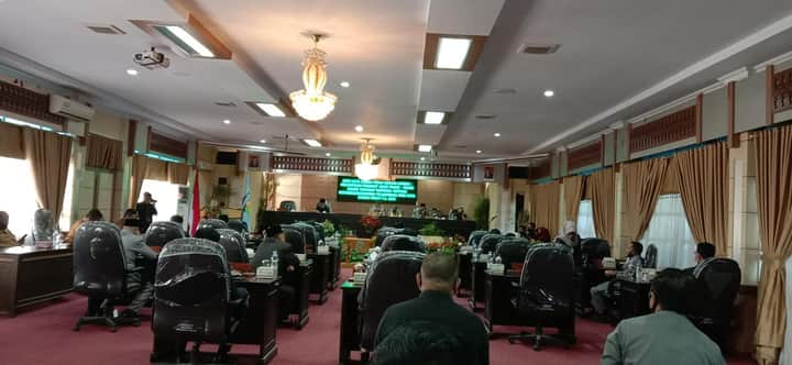 Dewan Gelar Paripurna IV   Tentang LKD   