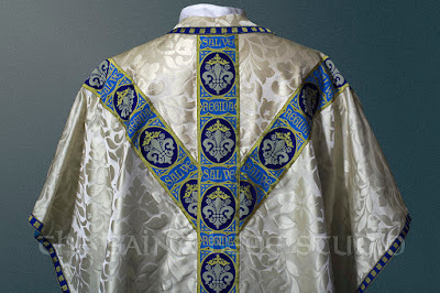 Marian vestments