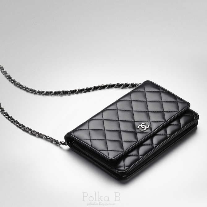 Chanel Quilted Wallet On Chain (WOC)