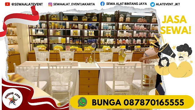 SEWA KURSI TIFFANY RANGKA DARI JATI DENGAN BUSA EMPUK JAKARTA UTARA