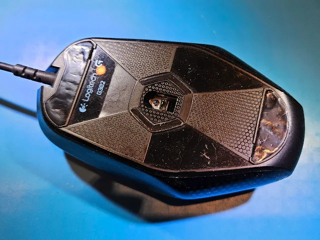 Logitech G302 Gaming Mouse