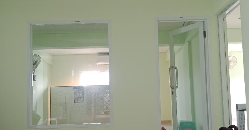 Pemasangan Pintu  Aluminium  Putih Tangerang  Jakarta 