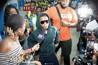 Checkout Pictures From The Arrival Of Wizkid For 'Ghana meets Naija' Event (Photos) 