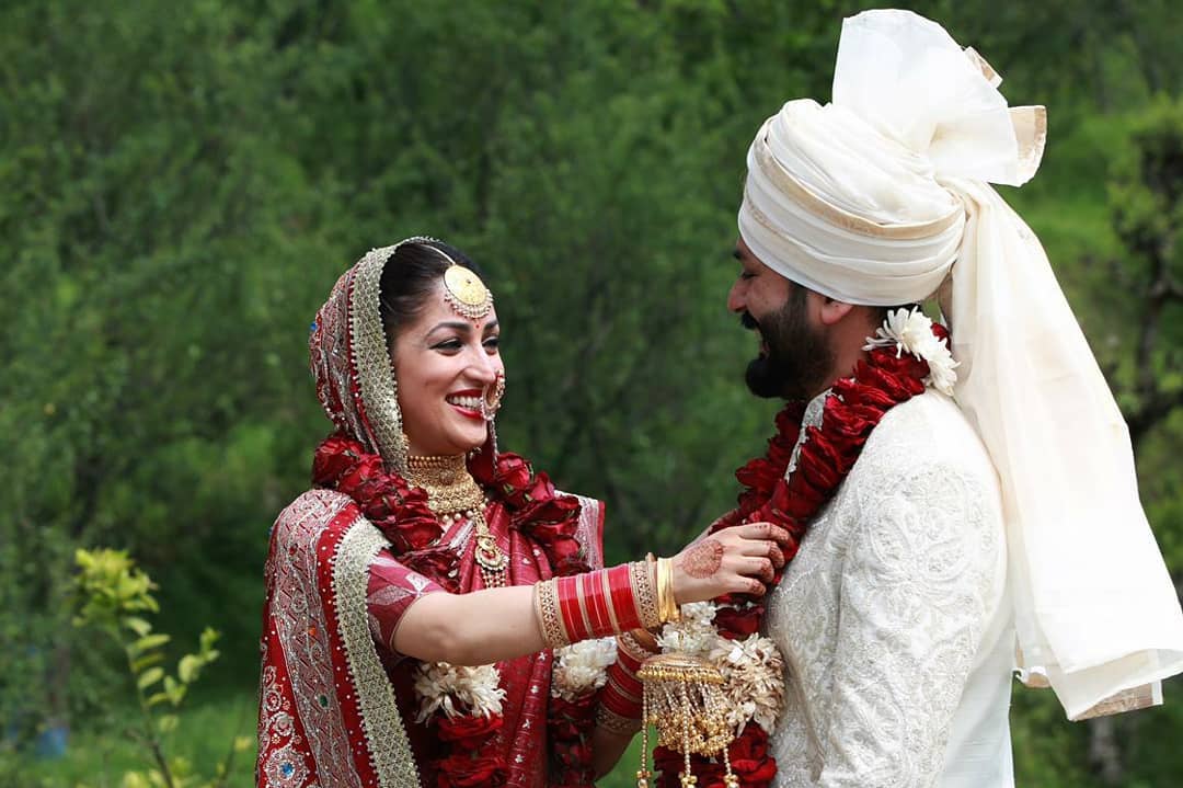 yami-gautam-mehendi-wedding-ceremony