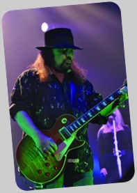 Gary Rossington with Lynyrd Skynyrd 02