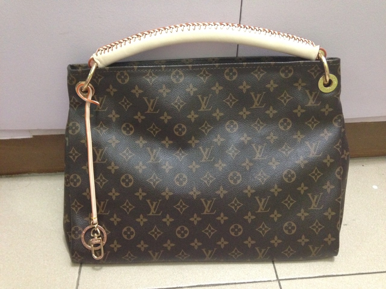 ... Louis Vuitton Handbags  compare with other Bags, Purses  Wallets at