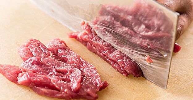 Xào thịt bò nhiều lần cứ dai khô, đầu bếp 30 năm mách một chiêu khác liền - 1