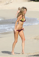 Marisa Miller’s Nipple Slip Bikini Pictures