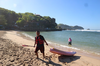 Pantai Gunungkidul & Hutan Pinus Pengger