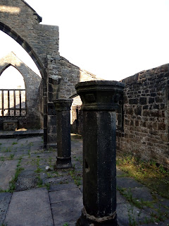 <img src="St Thomas a'Becket Heptonstall, Calderdale.jpeg" alt="derelict churches, ruins">