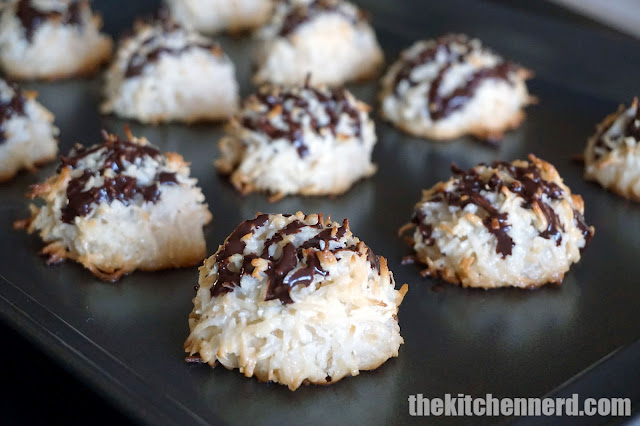Chocolate-Drizzled Coconut Macaroons | The Kitchen Nerd
