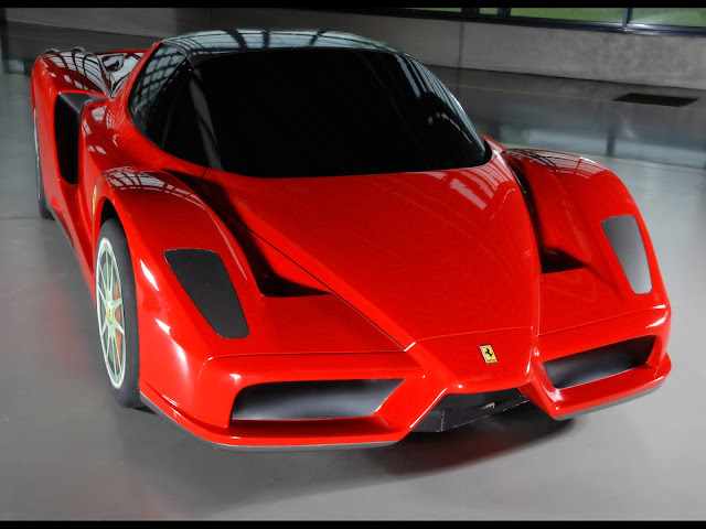 Foto Mobil Konsep Ferrari Millechili 02