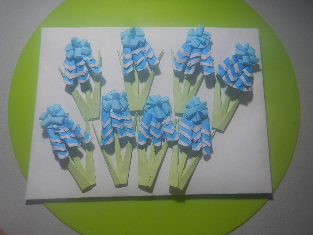 おりがみオリガさんの可愛いカード作り 折り紙 花 ３８４ ムスカリを作りました