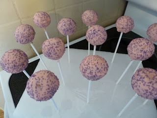 How to Decorate Cake Pops
