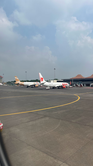 Terbang ke Pangkalan Bun, Rute Batik Air (9)