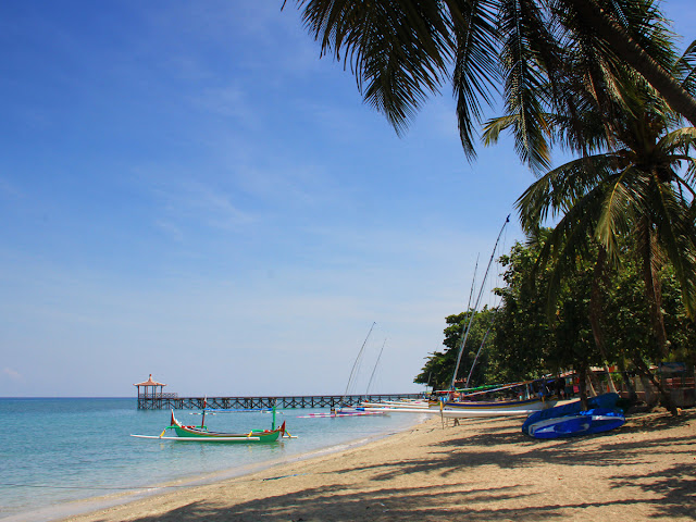 Pantai Pasir Putih Situbondo