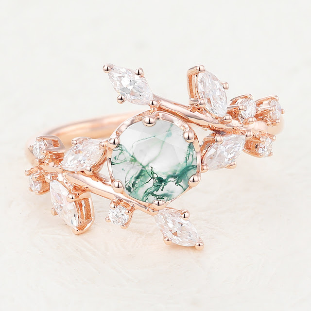 What Is Moss Agate? Meaning & Uses For This Special Green Gemstone