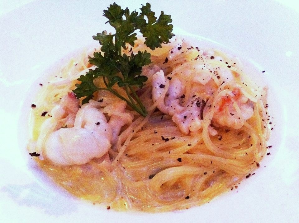 Capellini Citron It's slipper lobster with angel hair pasta
