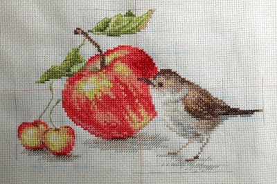 Alisa: Bird and an apple part4