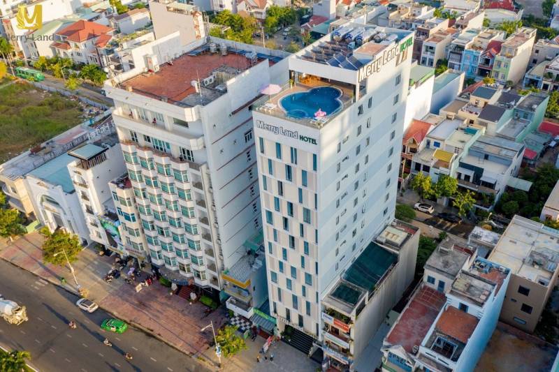 Bán khách sạn Phạm Văn Đồng 16 tầng 66 phòng 170 tỷ