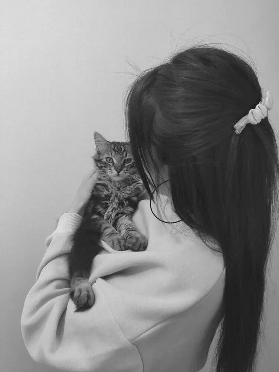 Face hidden black and white dp for girls with cat
