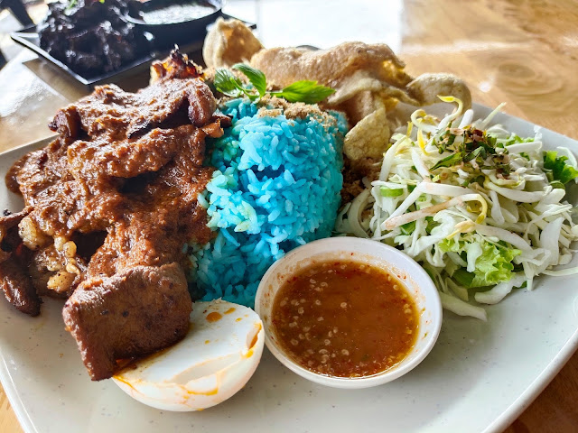 Nasi Kerabu Kambing Bakar