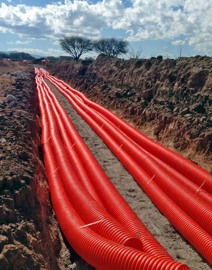 Instalaciones eléctricas residenciales - Tendido de tubería conduit en redes suberráneas