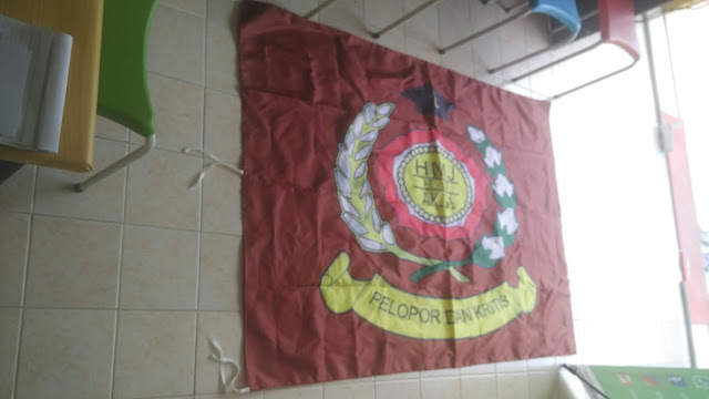 Bendera Pelopor dan Kritis