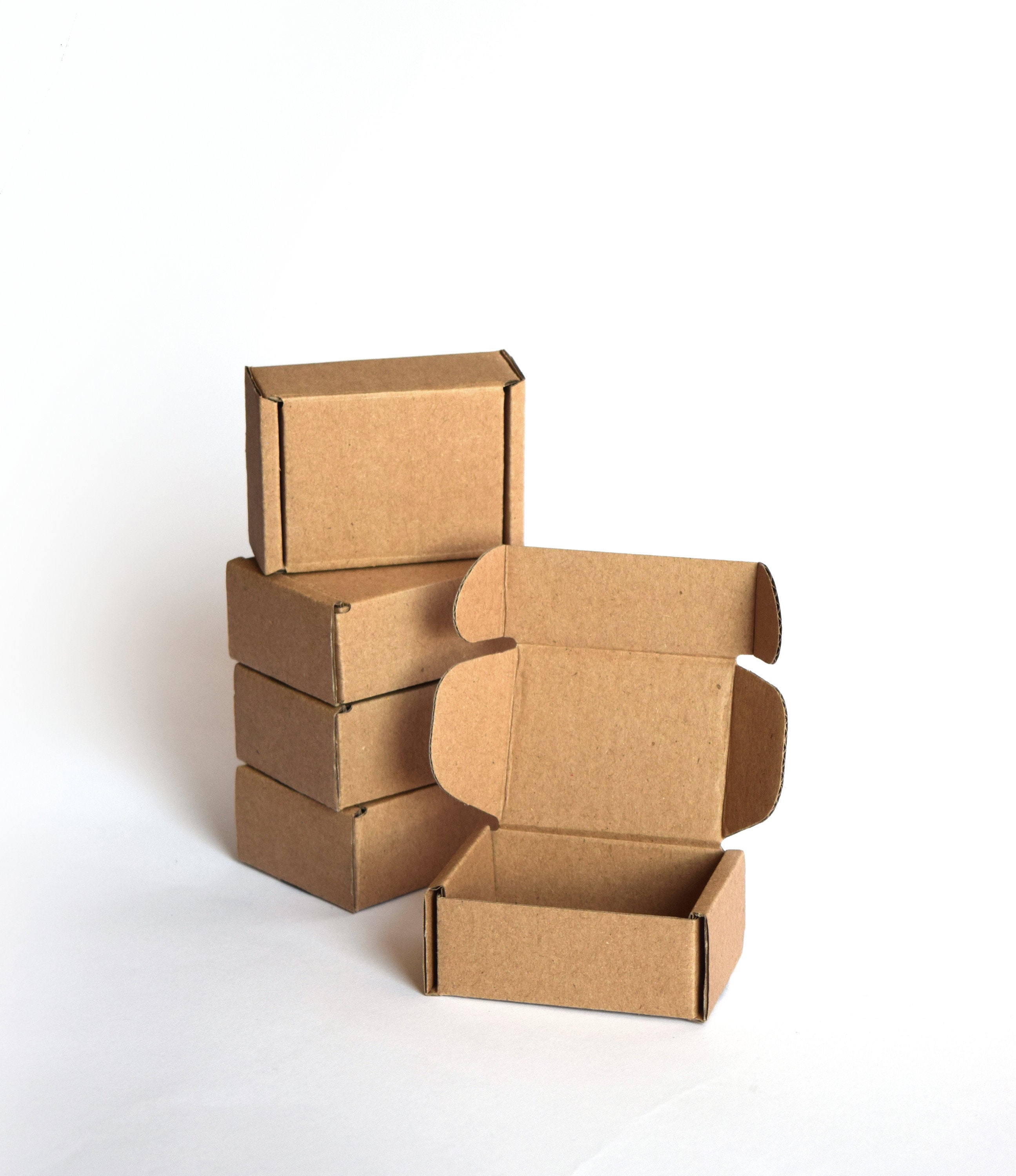 The Use of Kraft Packaging Tape in Custom Boxes