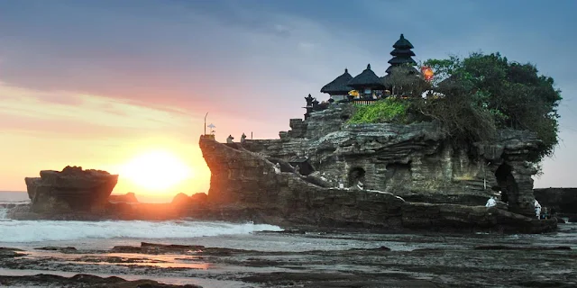 Sejarah Pura Tanah Lot