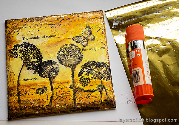Layers of ink - Silhouette Mixed Media Canvas Tutorial by Anna-Karin Evaldsson.