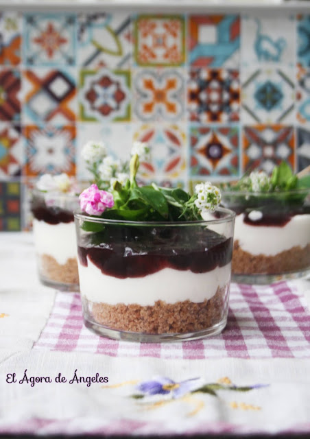 Vasitos de tarta de queso  El Ágora de Ángeles