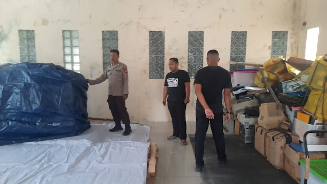 Personel Polres PPU Laksanakan Pengamanan Kantor KPUD dan Gudang Logistik Kabupaten PPU