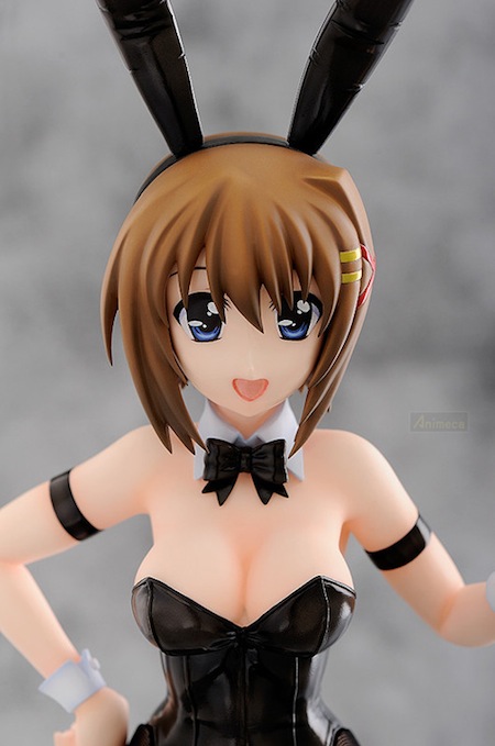 FIGURA HAYATE YAGAMI BUNNY Ver. MAGICAL GIRL LYRICAL NANOHA StrikerS