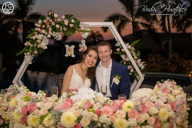 boda en playa, beach wedding, Oaxaca, México, Bodas Huatulco, Wedding Planner