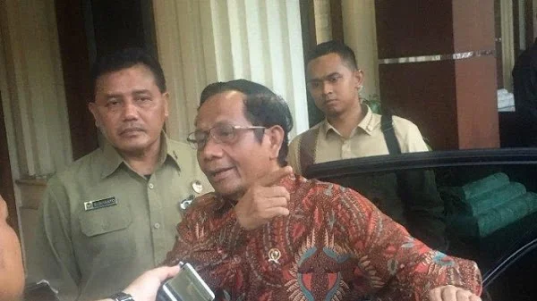 YLBHI ke Mahfud MD: Kacau Banget Ini Orang Sekarang