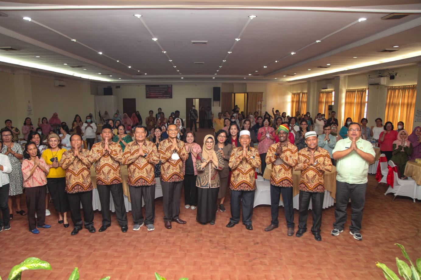 Ibu-ibu Lintas Agama FKUB Siantar Diajak Jaga Kerukunan Umat Beragama