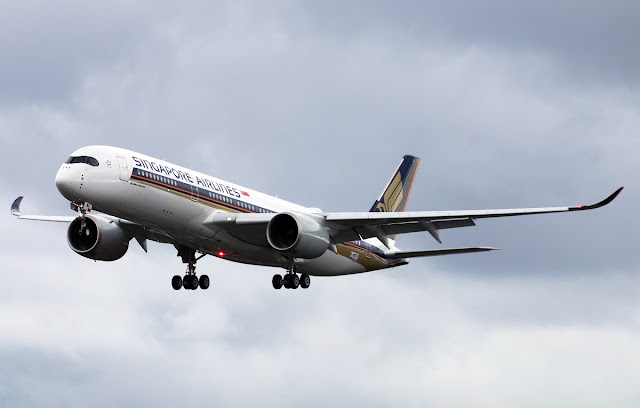 singapore airlines flies a350-900