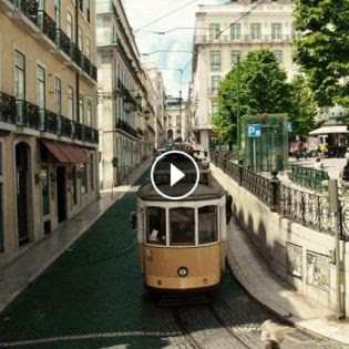 https://www.facebook.com/absolutoportugal/videos/10154027439418935/