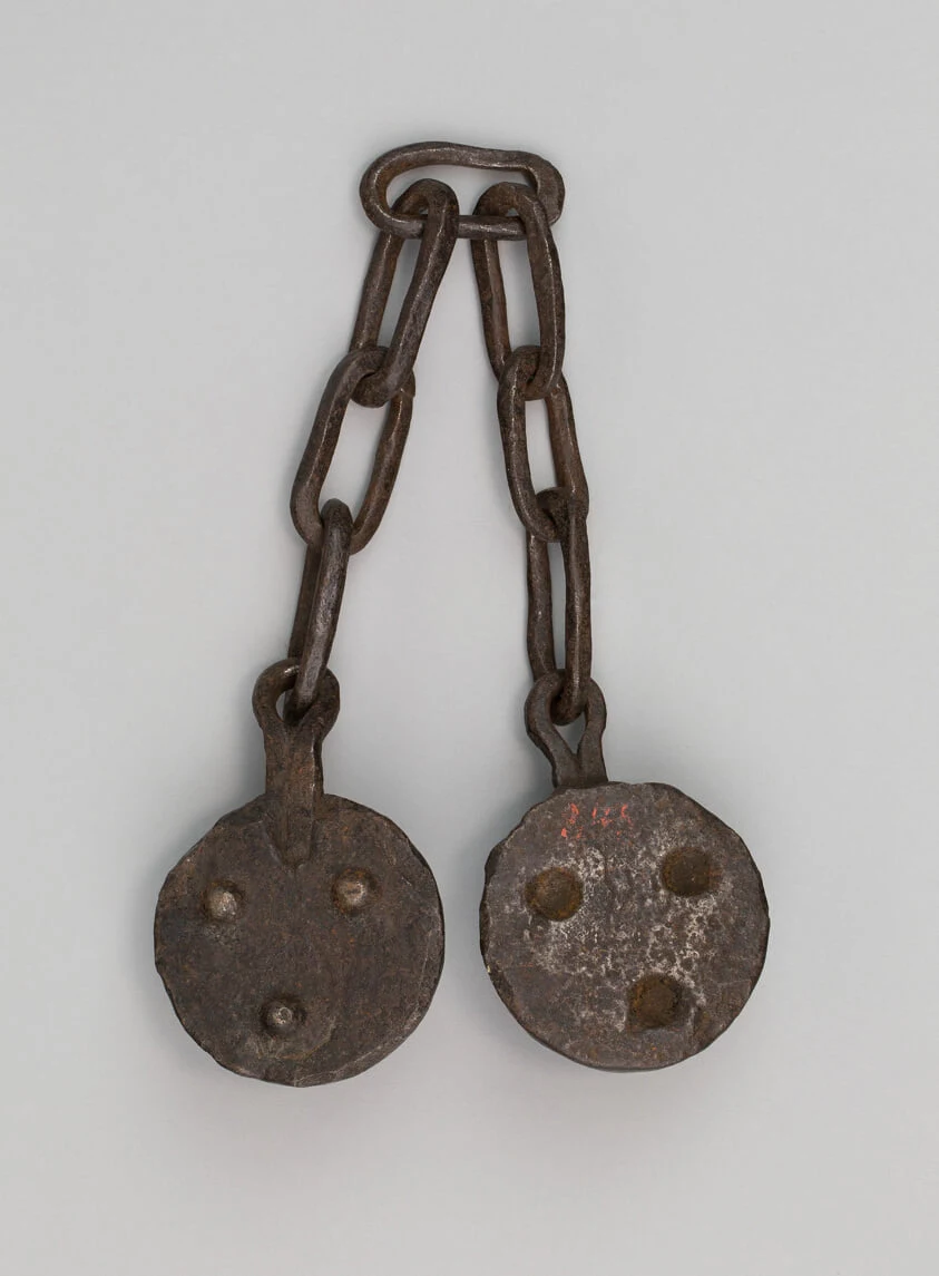 example of a half-balls chain shot for cannons