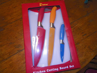 Chefcoo_Cutting_Board_Set_Plus_Nonstick_Knives.jpg