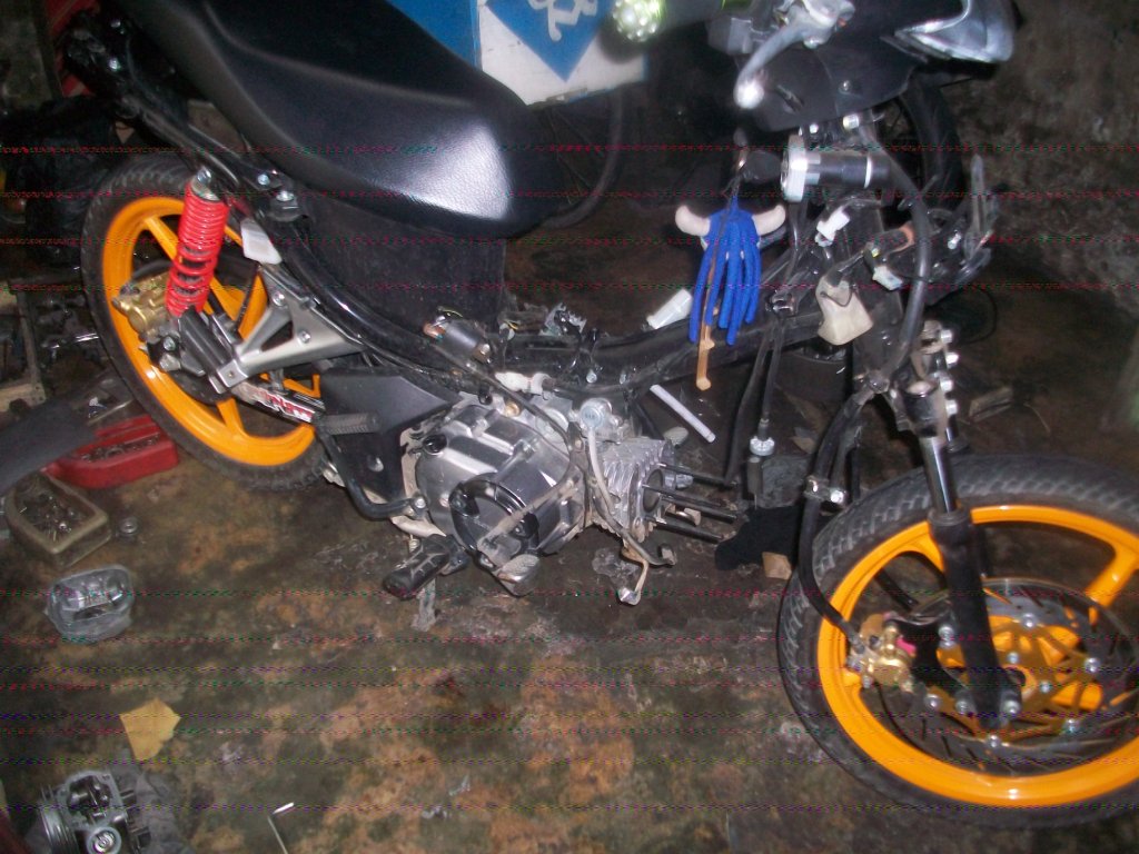 Modifikasi New Honda Blade Repsol