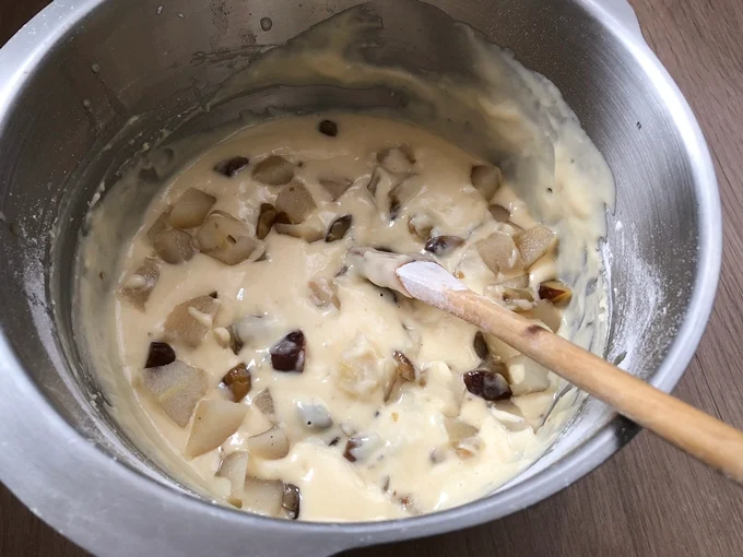 Bundt cake de pera con toffee de castaña