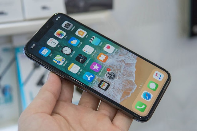 Sang năm 2020 thay mặt kính iPhone X dùng vẫn tốt chán