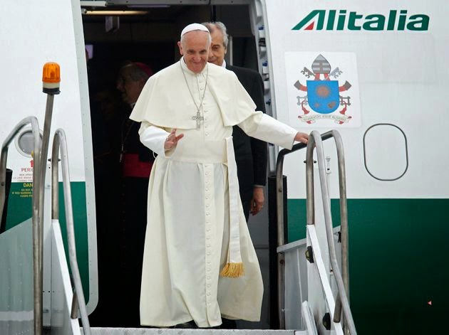 Flights Cancelled in Manila During Pope Francis' Visit