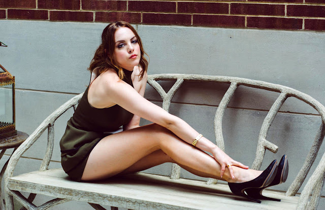 Liz Gillies has great legs