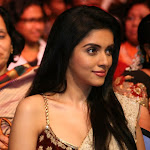 Asin Super Sexy In Saree At a Awards Function