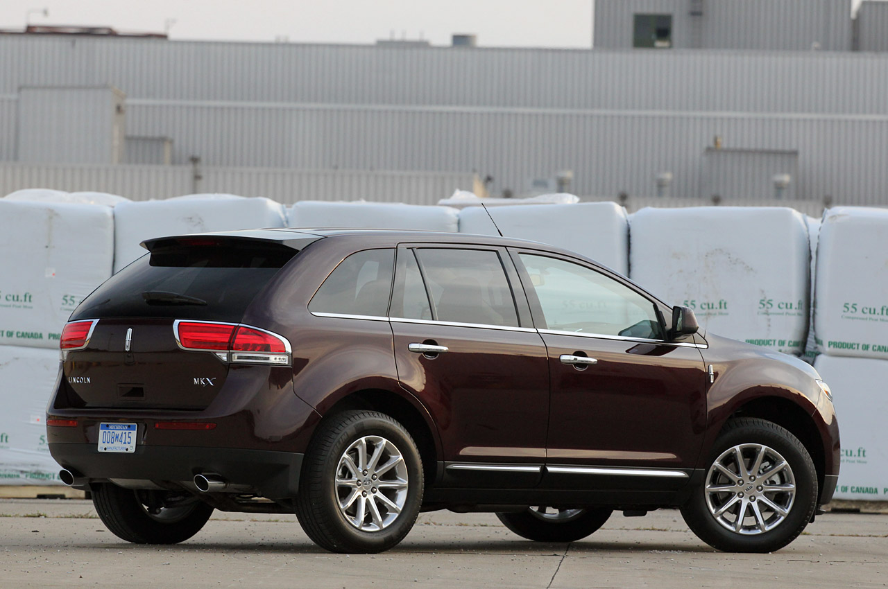 2011 Lincoln MKX HD Wallpaper